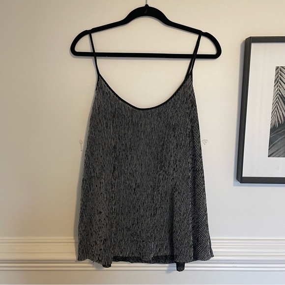 Zara semi-sheer spaghetti strap flowy tank - Picture 1 of 3